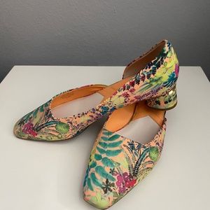 Summer shoes (excellent condition - worn ones)